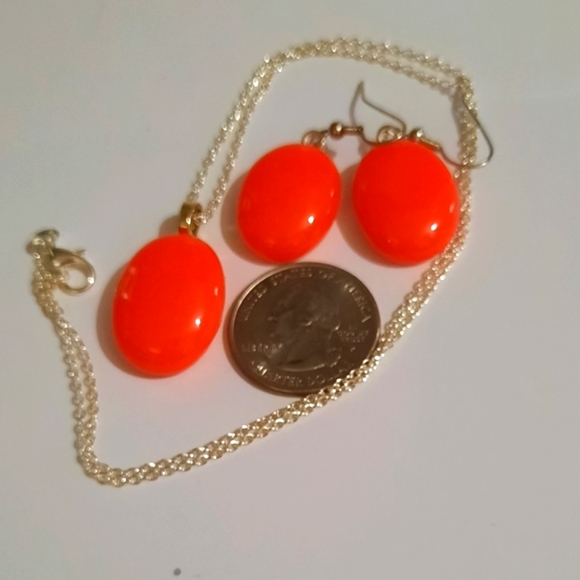 Orange Stained Glass Necklace & Earrings set - Picture 3 of 4